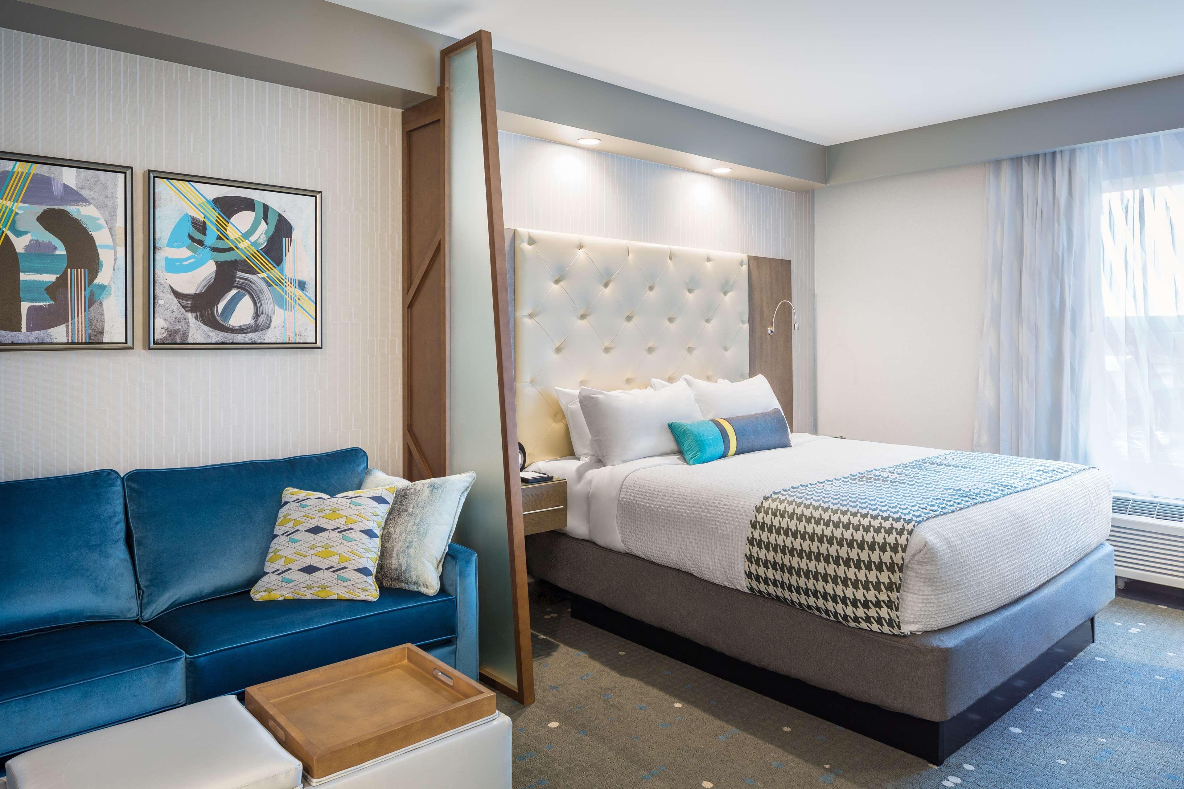 Best Western Premier Hotel at Fisher's Landing Vancouver Exterior foto