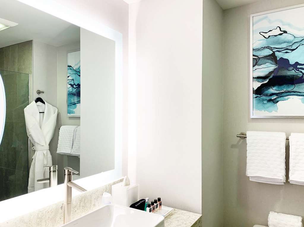 Best Western Premier Hotel at Fisher's Landing Vancouver Zimmer foto